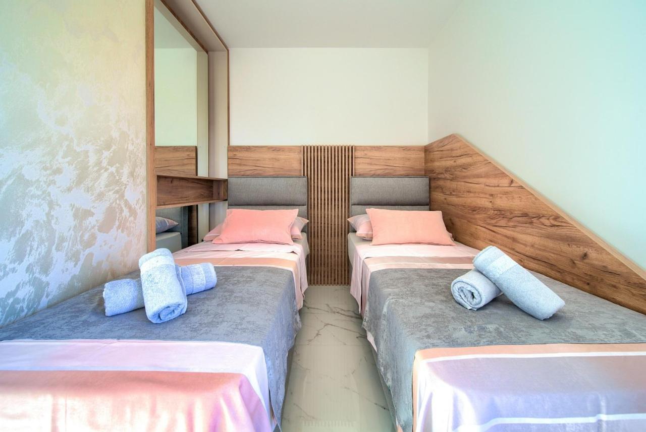 말린스카 Penthouse Rosa 아파트 외부 사진